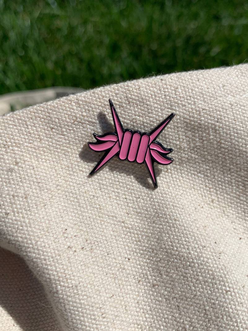 stacheldraht Emaille Pin | Zubehör stacheldraht Emaille Pin | Zubehör von SalvDalleStudios