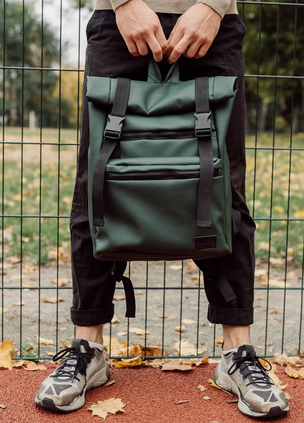 Grüner Rolltop Rucksack, Mann Roll Top, Eco Leder Rolltop Veganer Rucksack Für Laptop von SamBagCrafts