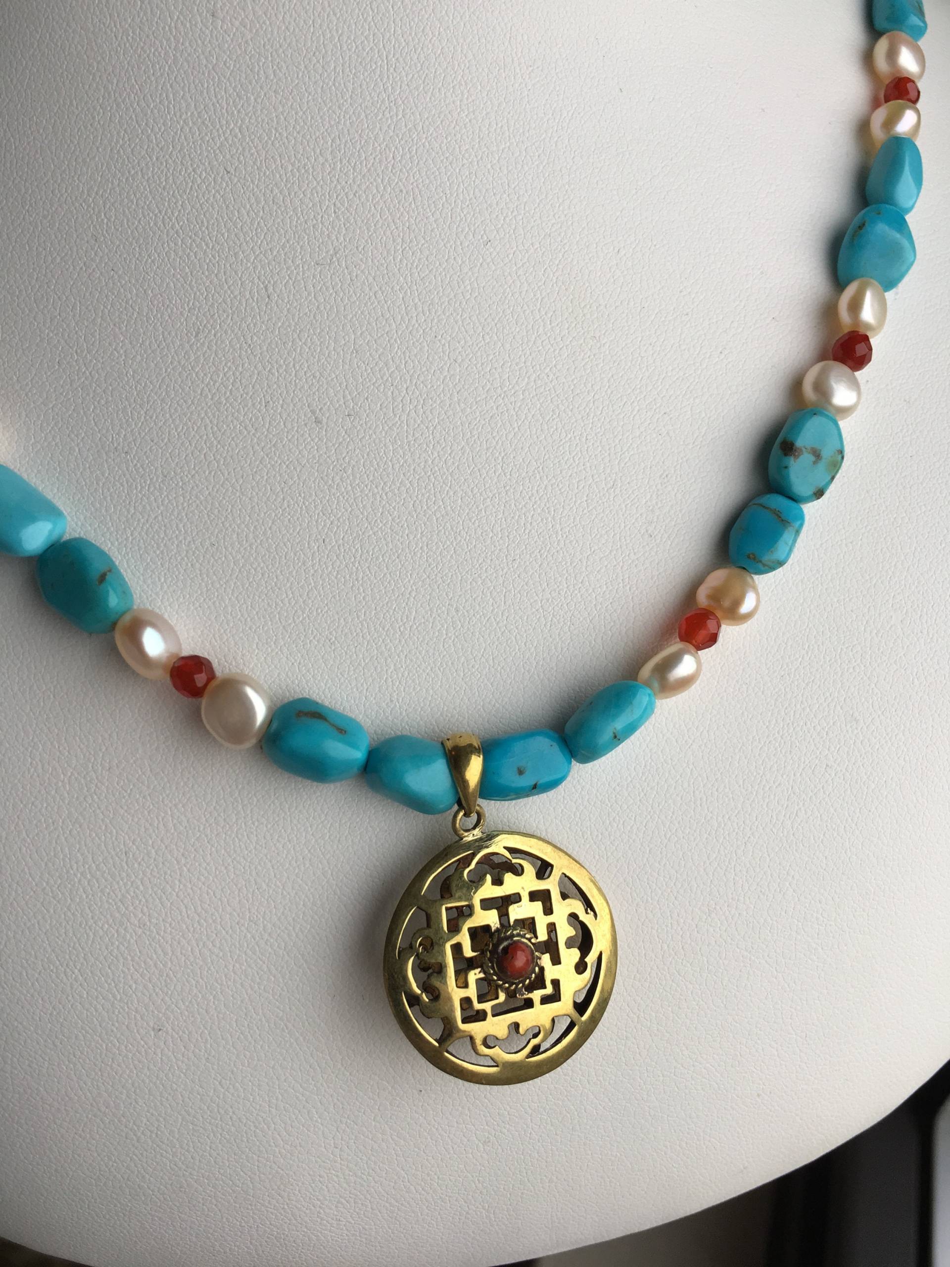Halskette-Zweiseitig Messing Anhänger, Türkis Nuggets, Koralle, Achat, Süßwasser-Perlen Halskette-Zweiseitig Messing Anhänger, Türkis Nuggets, Koralle, Achat, Süßwasser-Perlen von SamanthaCharlotteSuz