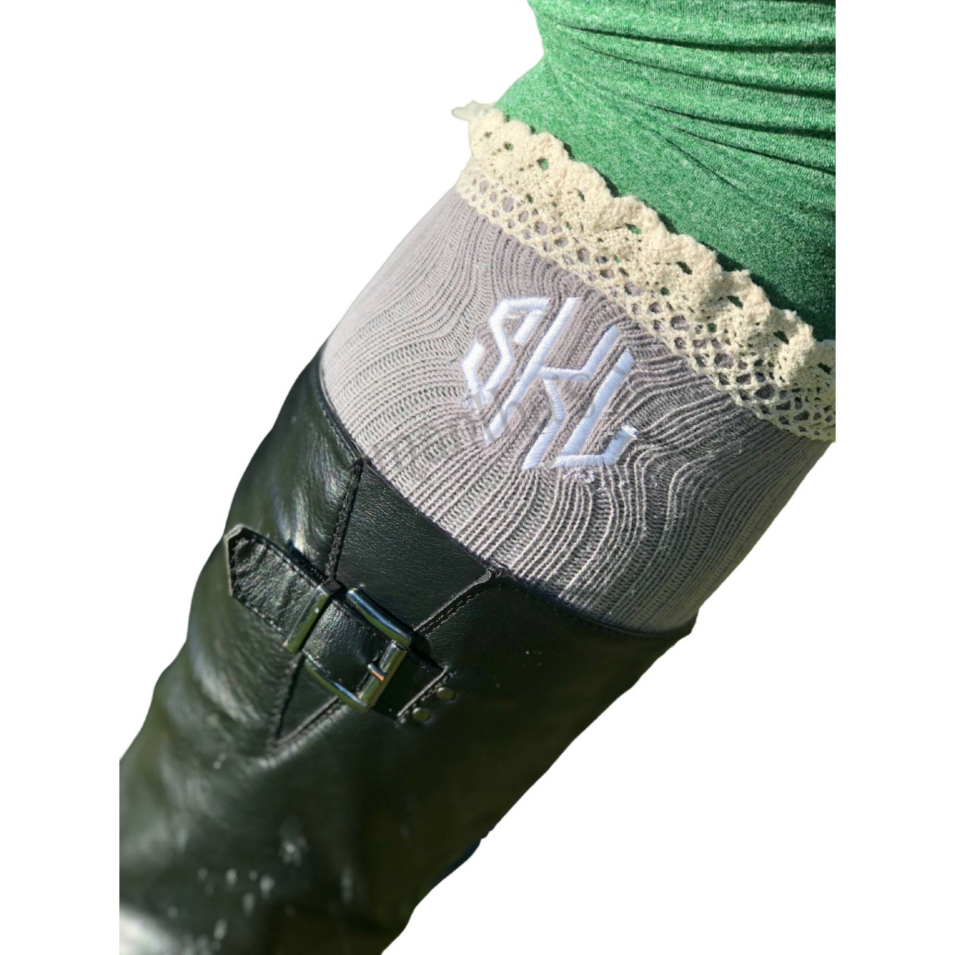 Knie Hohe Socken, Lange Schwarze Strümpfe, Namen Personalisierte Wellie Boot Frilly, Schule Socken Knie Hohe Socken, Lange Schwarze Strümpfe, Namen Personalisierte Wellie Boot Frilly, Schule Socken von SamanthasStylz