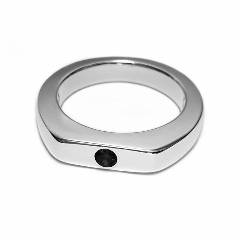 Schlichter Schwarzer Spinell Ring in Sterling Silber - Ring, Stein Schwarzer Schwarzer von SamaritanJewelers