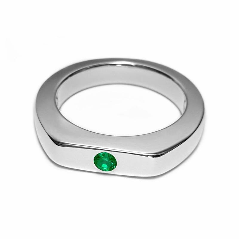 Schlichter Smaragd Ring in Sterling Silber - Ring, Mai Geburtsstein, Schmuck, Ehering von SamaritanJewelers