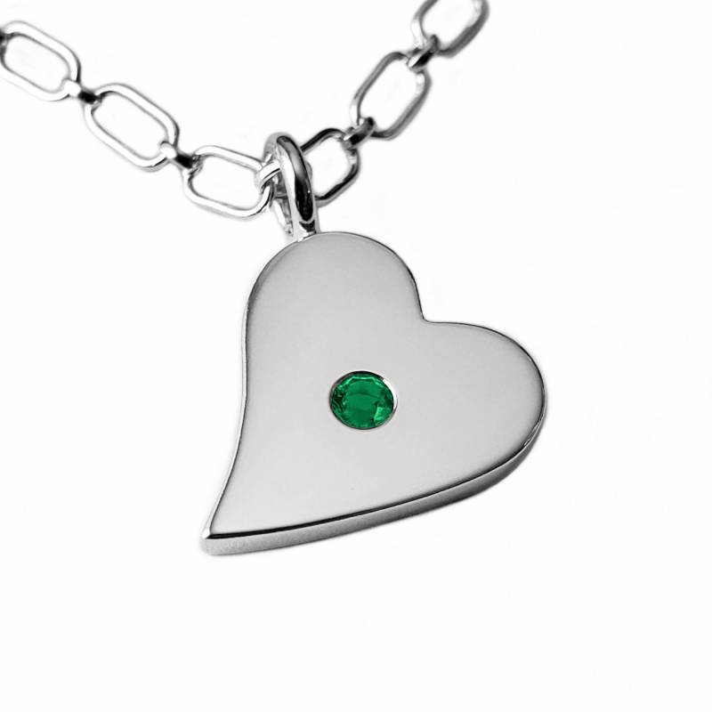 Smaragd Seitlich Herz Halskette Anhänger in Sterling Silber - Halskette von SamaritanJewelers