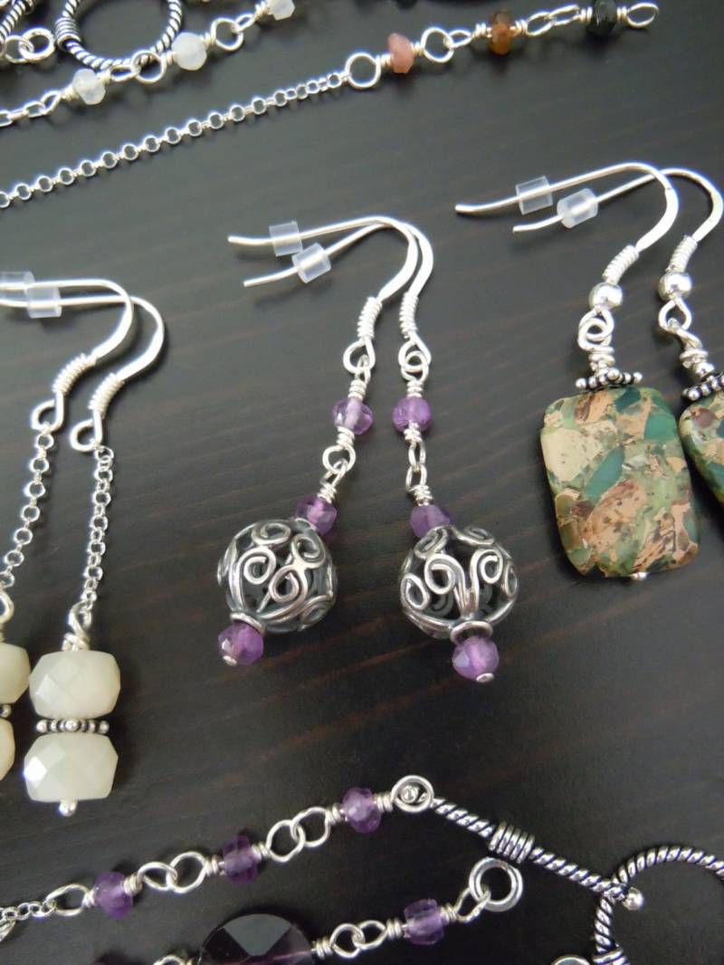 Baumelnde Ohrringe - Bali Wasserzeichen Handwerk Perlen in Silber, Amethyst, Sterling Silber 925 Boho Chic Baumelnde Ohrringe - Bali Wasserzeichen Handwerk Perlen in Silber, Amethyst, Sterling Silber 925 Boho Chic von SamarkandFR