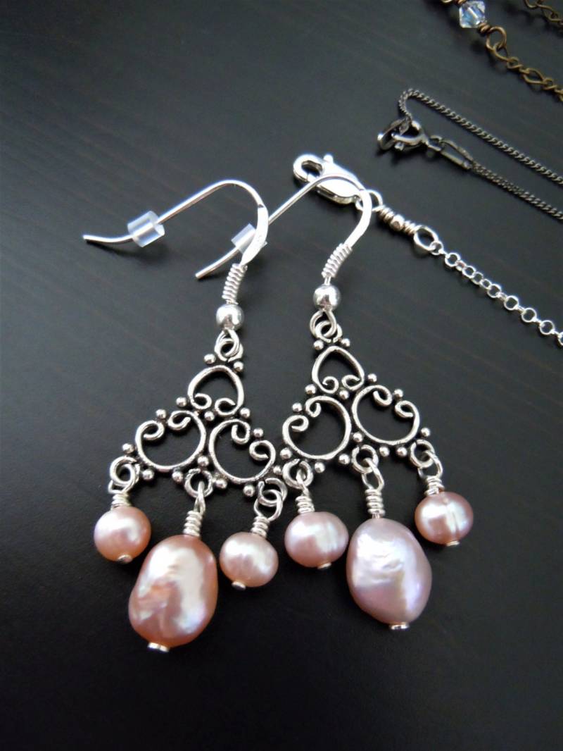 Baumelnde Ohrringe Silber Sterling 925 Und Barocke Süßwasserperlen Schillernde Rosa Beige - Handgefertigte Motive | Filigran Von Bali von SamarkandFR