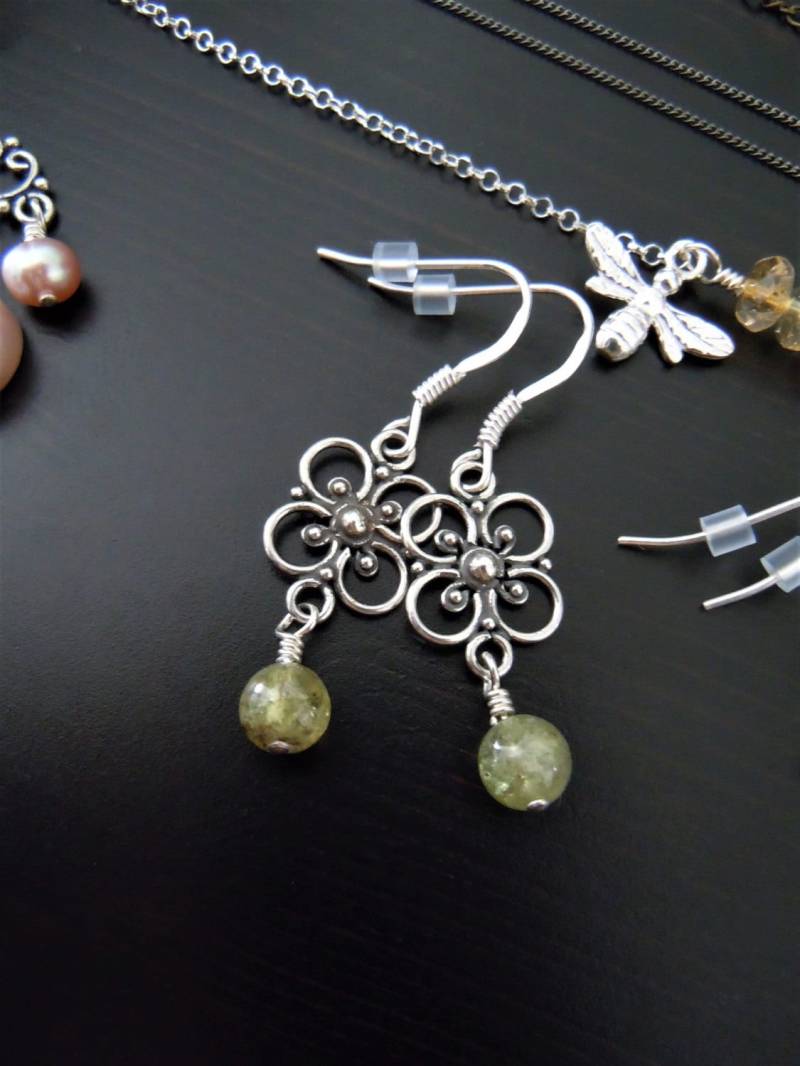 Baumelnde Ohrringe Silber Sterling 925 Und Grenat Grün - Handgefertigte Motive | Filigrane Von Bali Boho Chic Hergestellt in Frankreich von SamarkandFR