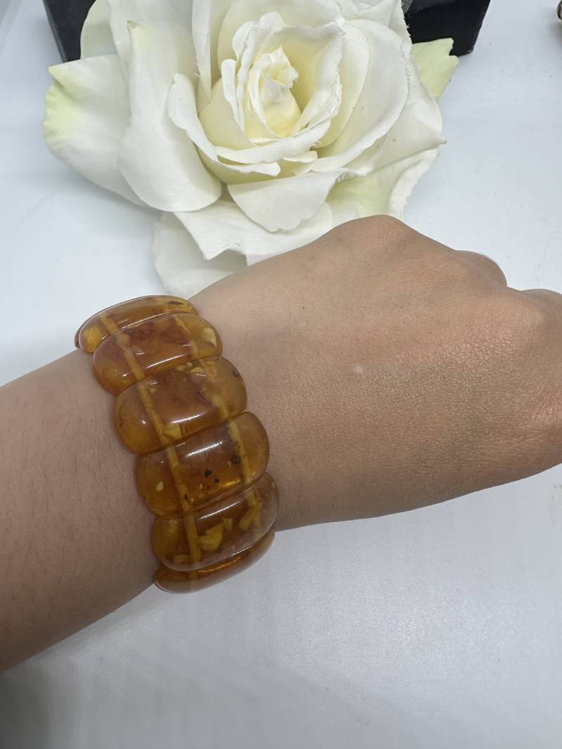 Bernstein Armband Braun Harz Gummi Breit Perlen Transparent Super Zustand Goldfarben Hell Unikat Vintage von SamatimeVintage