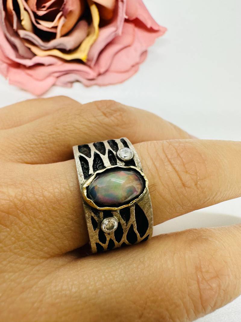 Designer Opalring 925 Silber Massiv 585 Goldfassung 19mm Wie Neu Brillianten Unikat Germany Echter Opal Oval Muster von SamatimeVintage