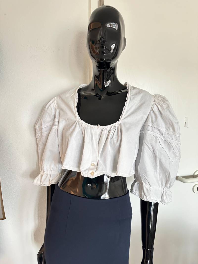 Dirndl Bluse Trachtenbluse Waldorff Weiß 100 % Baumwolle, Kurzarm Knöpfe Spitze. 44/xxl Kurzarm Gerafft Deutschland Vintage Puffärmel von SamatimeVintage