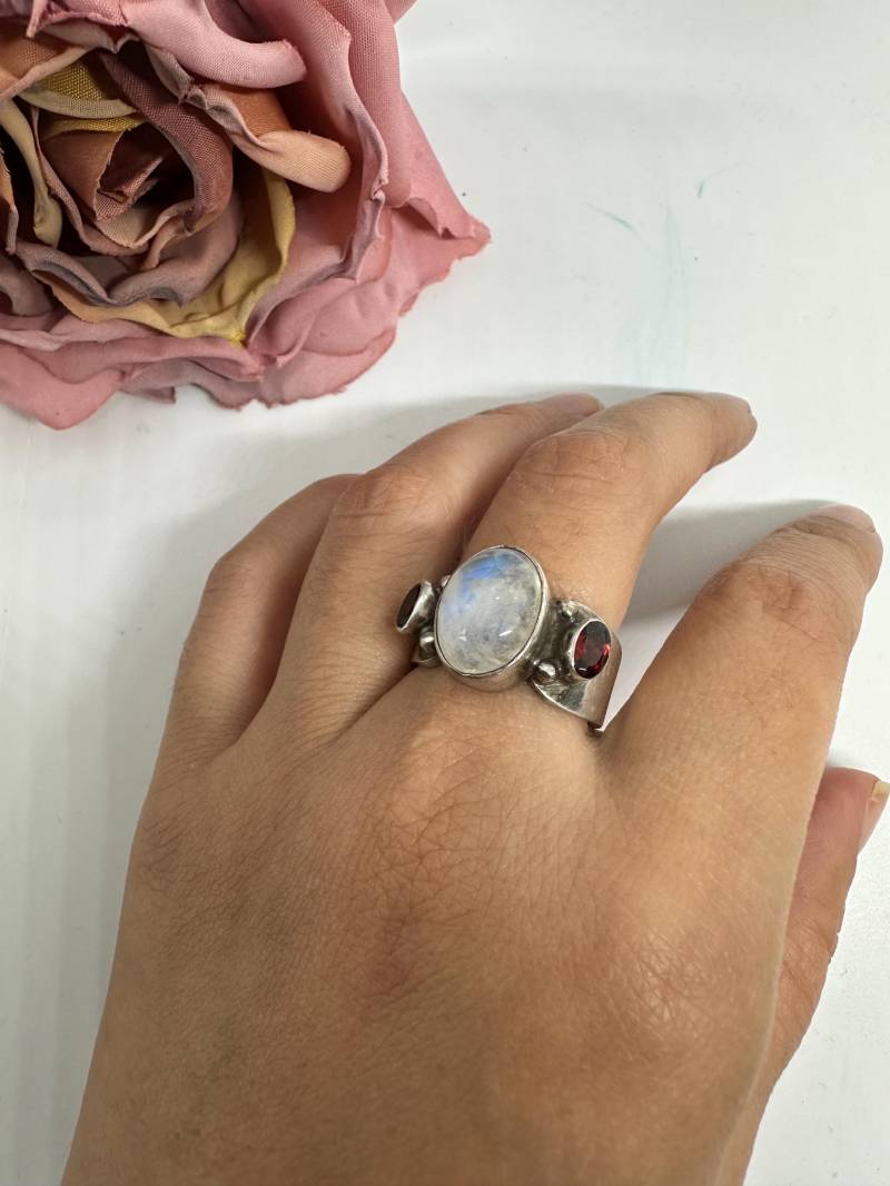 Mondstein Regenbogen Ring Silber 18, 5mm/58 Unikat Designer Massiv Vintage Cabouchon Blau Halbedestein Groß Germany Gift von SamatimeVintage