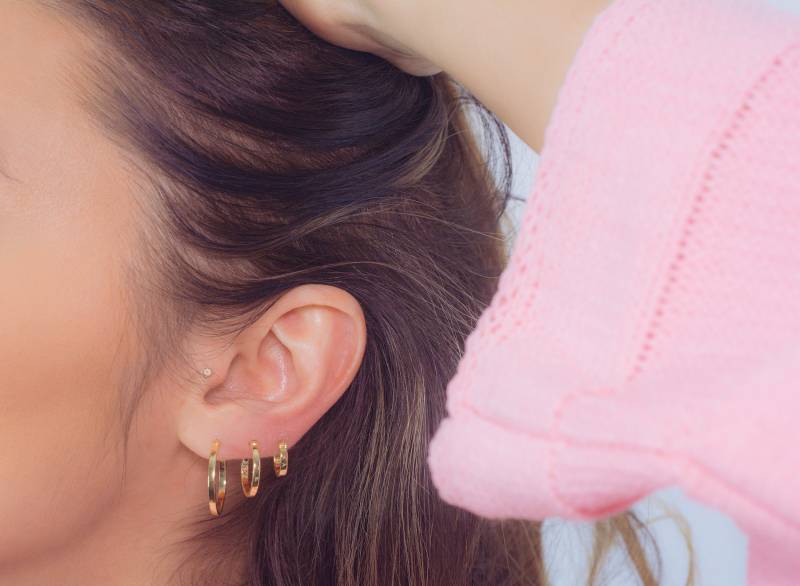 Gold Creolen, Kleine Creolen Ohrring, Zierliche Hoop Ohrringe, Hoops, Sterling Silber Hoop von SamiJEWELS