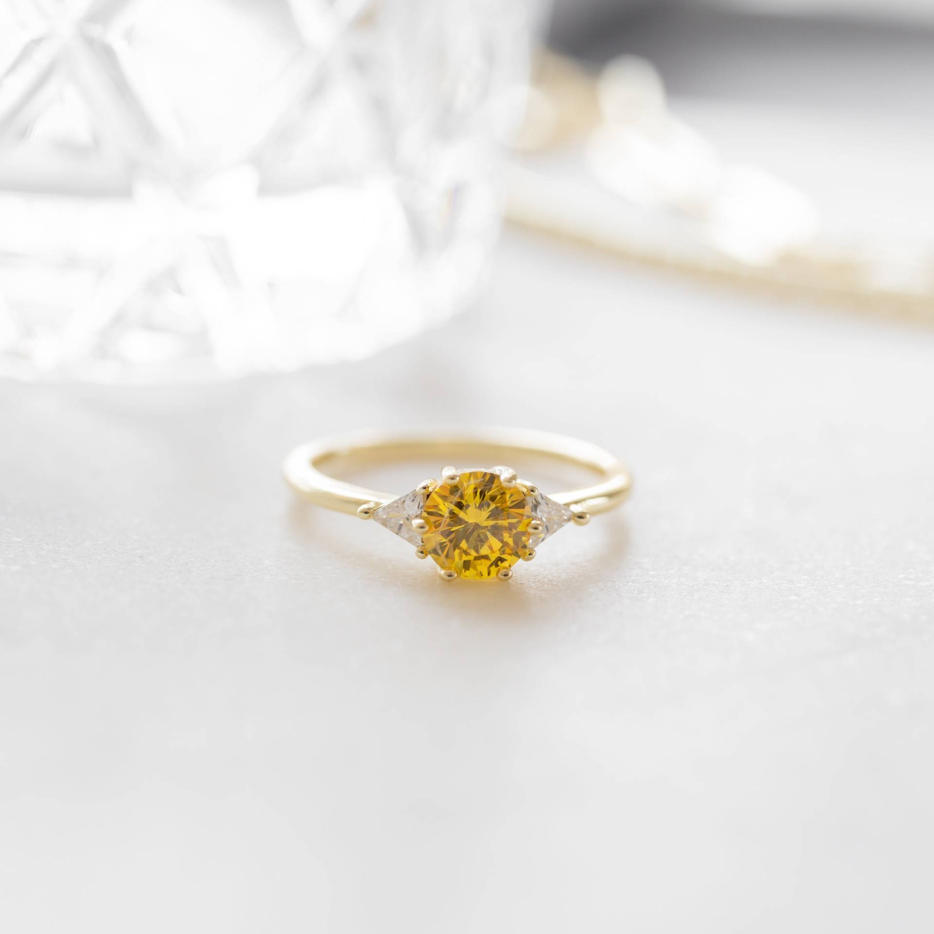 Kanarienvogel Diamantring, Verlobungsring, Ehering, Versprechensring, Drei-Stein-Ring, Gelber Statementring, Geschenk Für Sie von SamiJEWELS