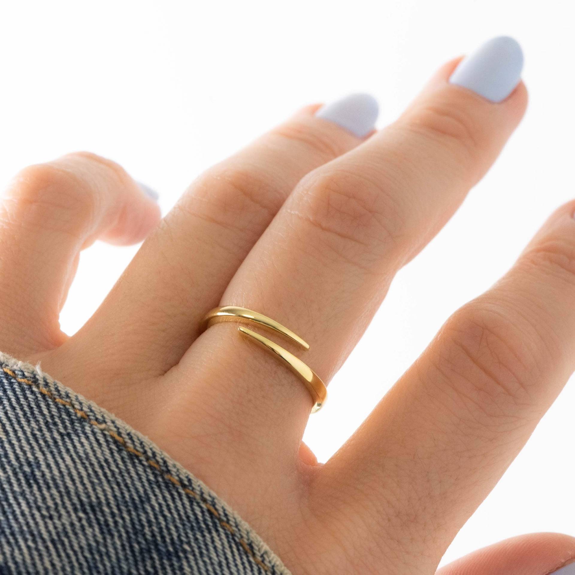 Minimalist Ring, Gold Sterling Silber Schlange Spiral Geschenk Für Sie, Stapel Ring von SamiJEWELS