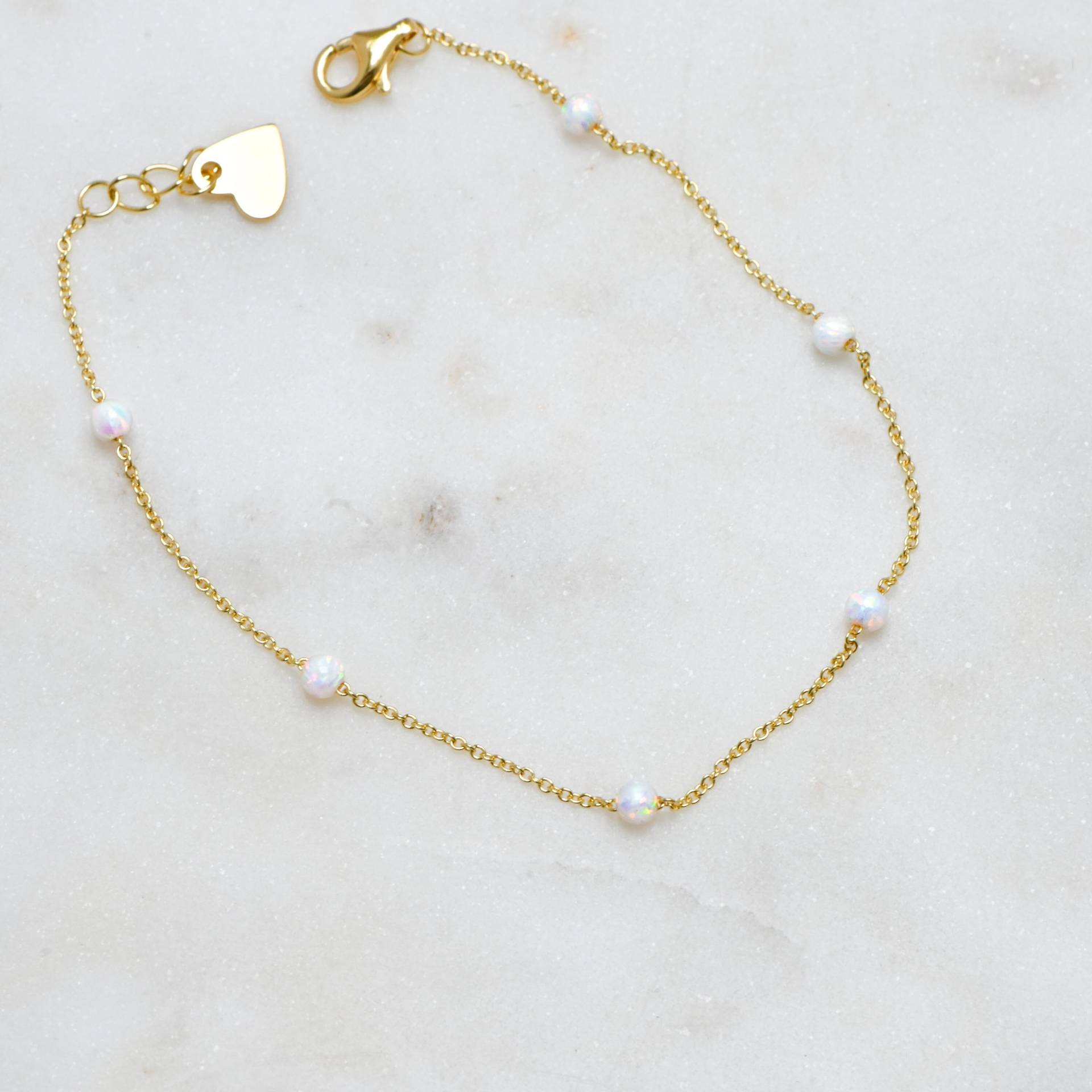 Opal Armband, Weißes Oktober Geburtsstein, Zierliches Schmuck, Kleines Brautarmband, Geschenk Für Sie von SamiJEWELS