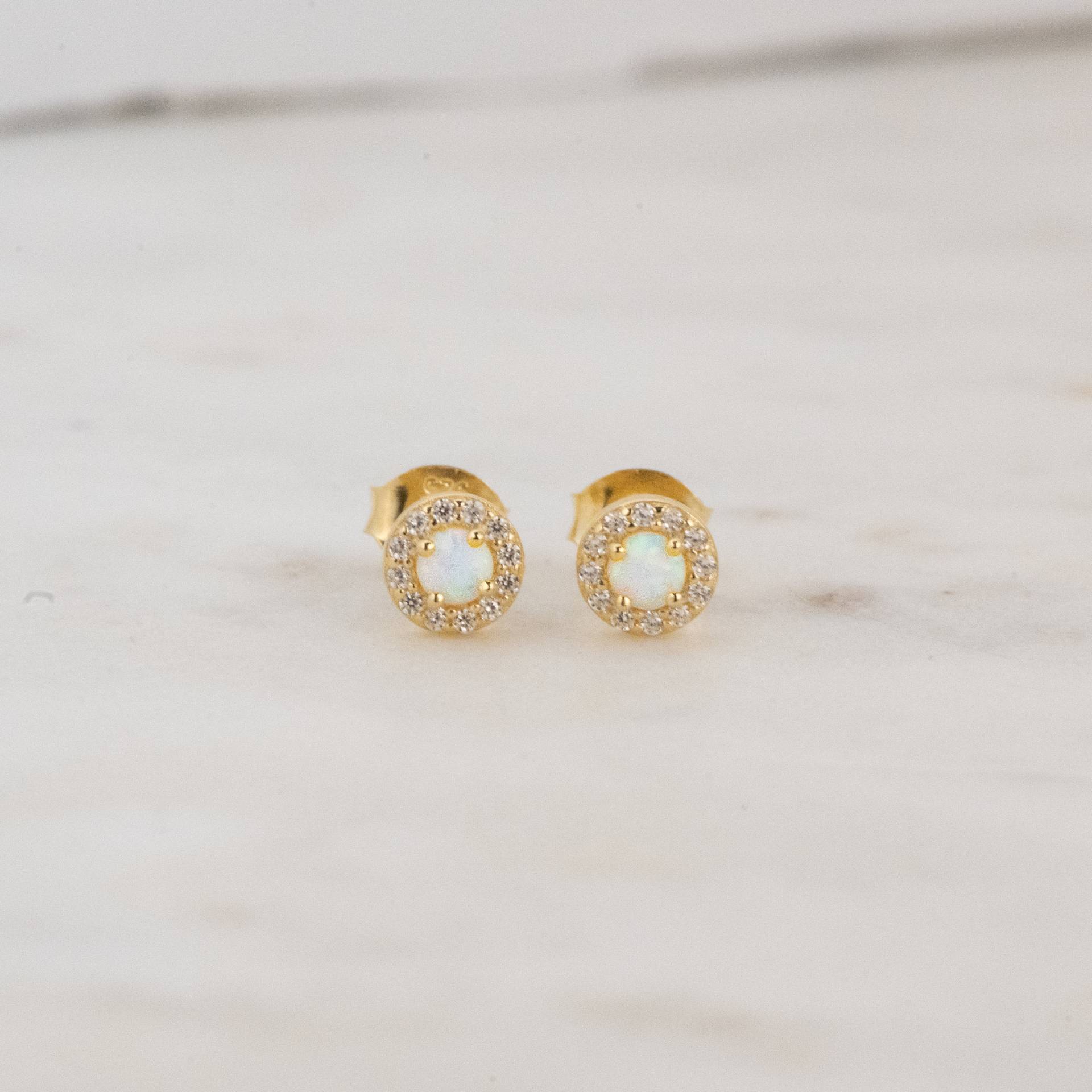 Opal Ohrringe, Ohrstecker, Silber Kleine Gold Zierliche Oktober Geburtsstein von SamiJEWELS