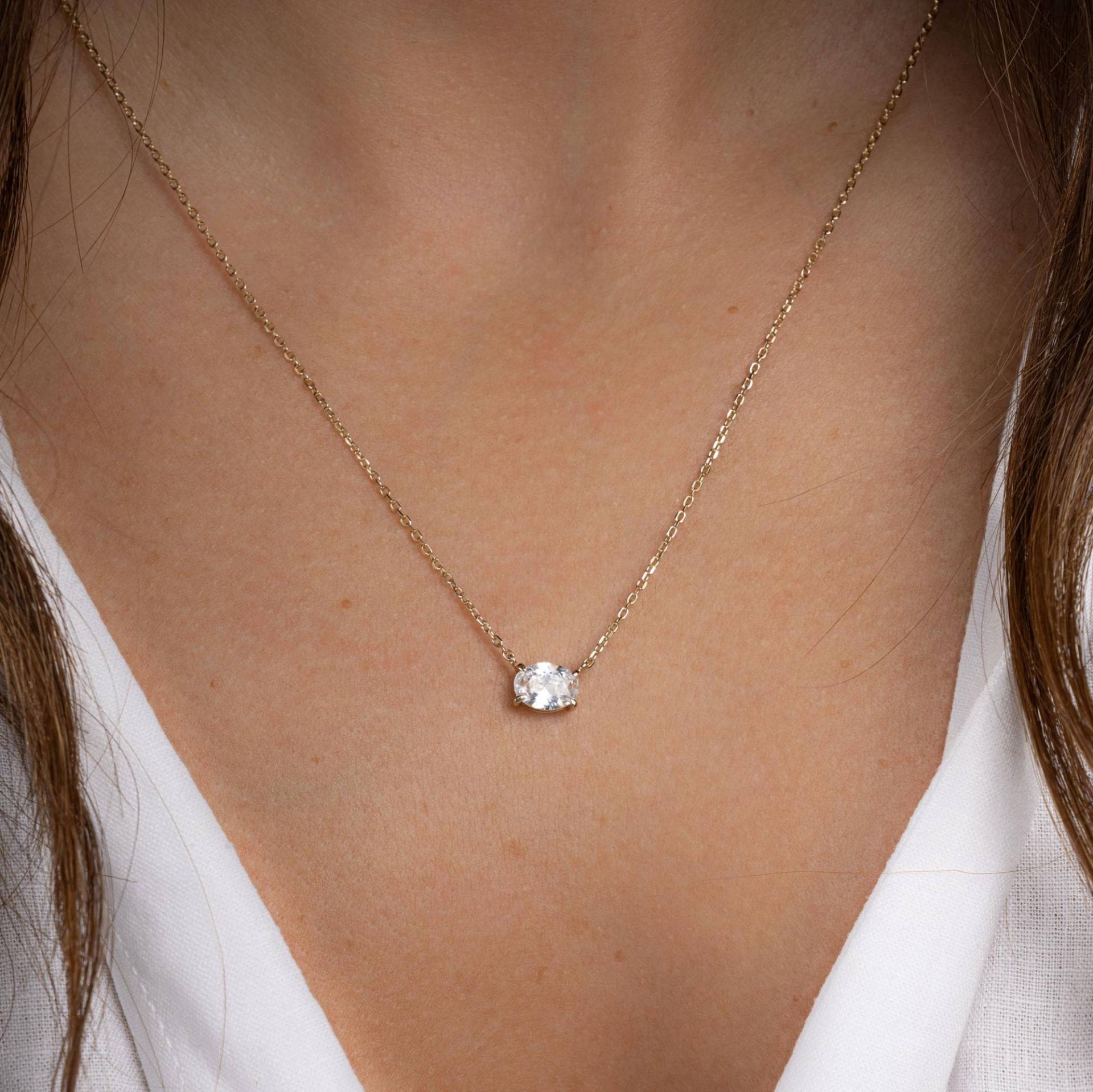 Oval Halskette, Solitär Anhänger Diamant Anhänger, Zierliche Goldkette, Brautschmuck, Layering Halskette von SamiJEWELS