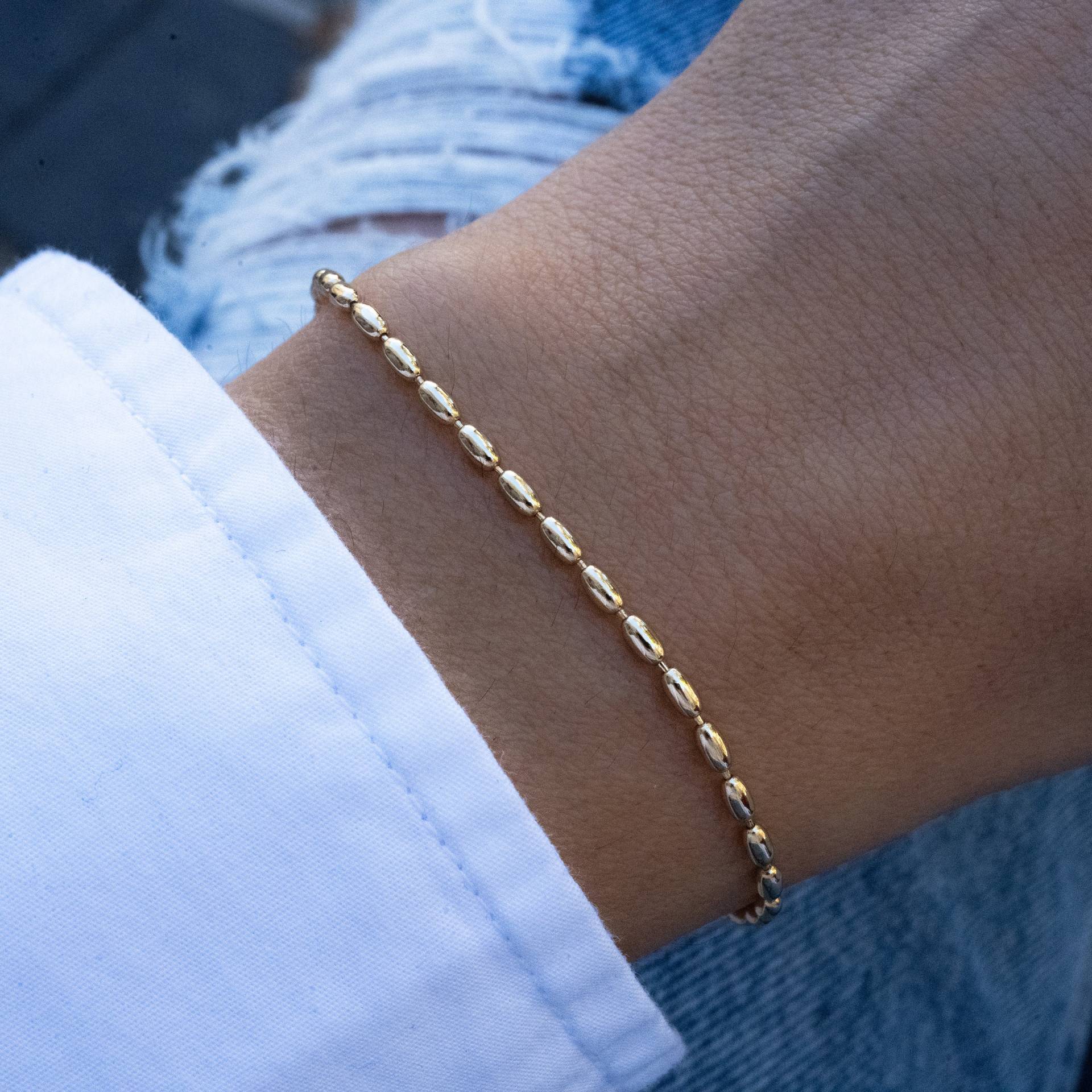 Perlen Armband, Zierliches Verstellbares Minimalist Zartes Geschenk Für Sie, Gold Silber Armband von SamiJEWELS