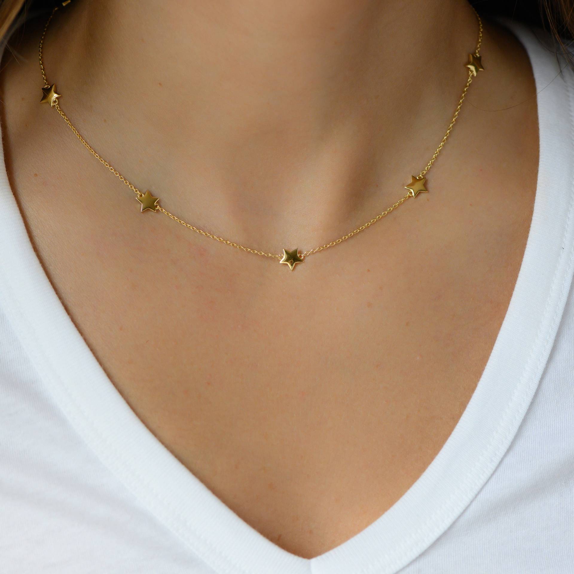 Sterne Halskette, Stern Anhänger, Zierliche Goldkette, Geschenk Für Sie, Weihnachtsgeschenk, Layering Halskette von SamiJEWELS