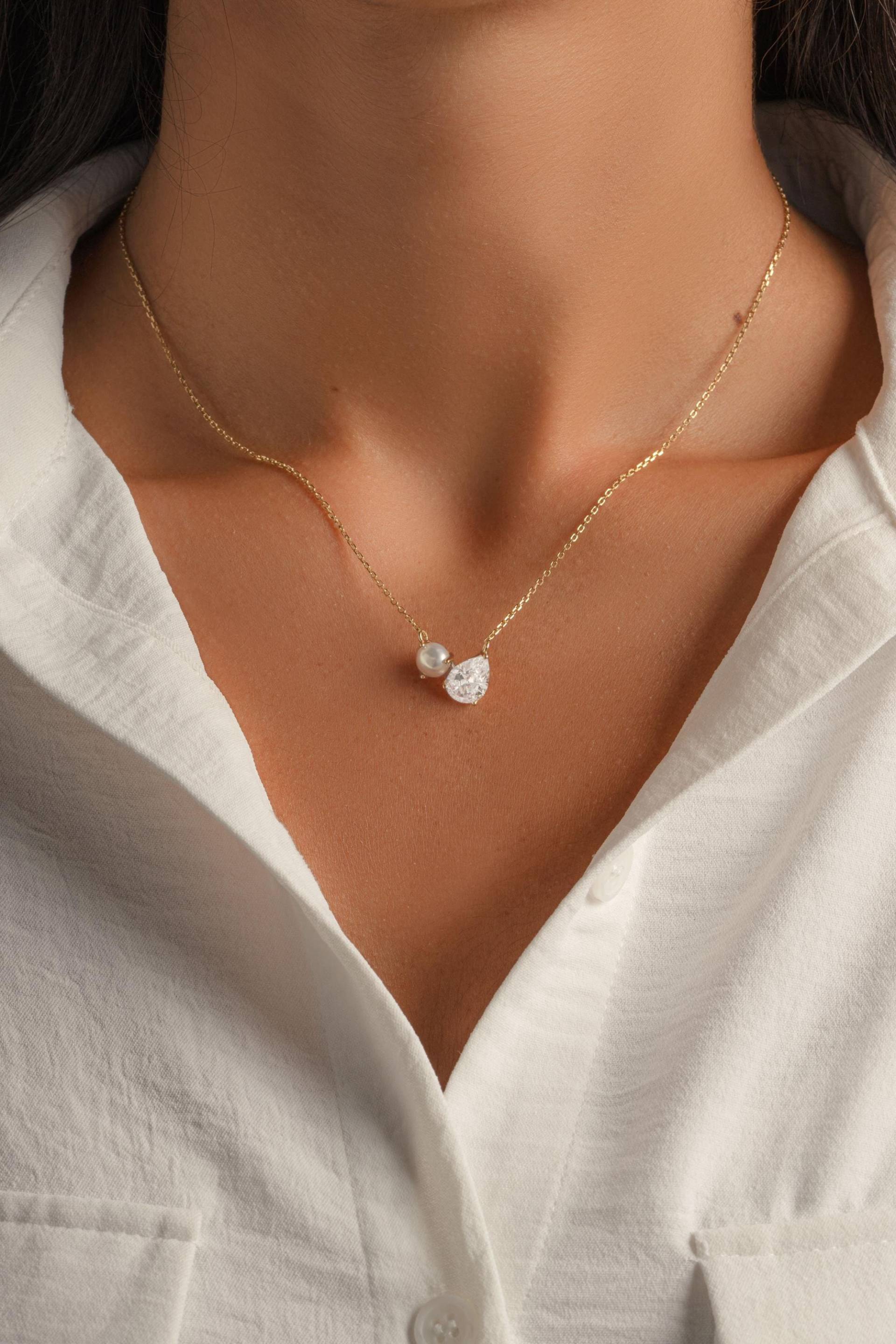 Toi Et Moi Halskette, Halskette Mit Diamant Und Perle, Tear Drop Charm Perlen Anhänger Braut Brautjungfer Schmuck von SamiJEWELS