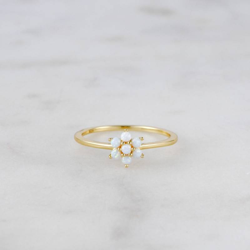 Zierlicher Opalring, Stapelring Mit Weißem Opal Und Cz-Ring, Goldopalring, Sterlingsilber-Opalring, Zarter Brautjungfer Geschenk von SamiJEWELS