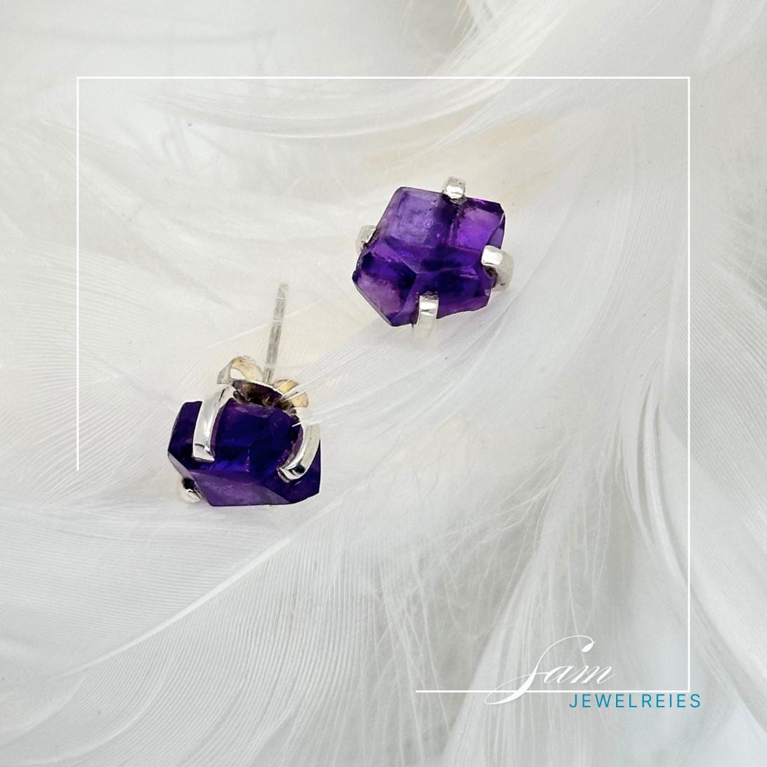 Amethyst Ohrstecker Aus 925 Silber | Roher Edelstein Geschenk Für Sie von SamjewelriesDE