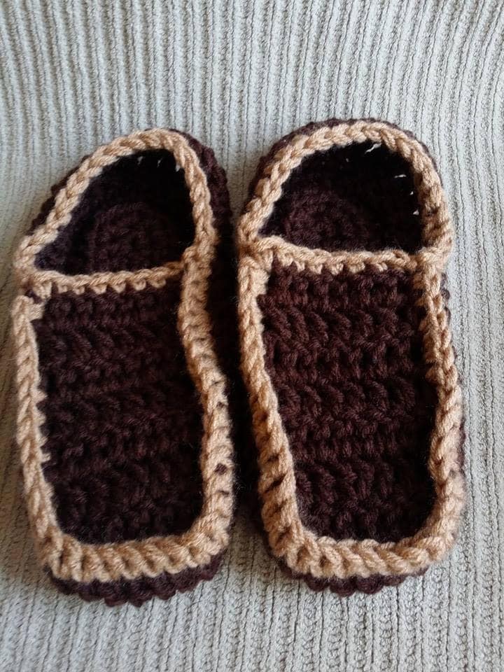 Herren Hausschuhe, Haus Faulenzer, Loafers, Warme Handgefertigte Hauspantoffeln, Gehäkelte Hausschuhe von SamsCrochet