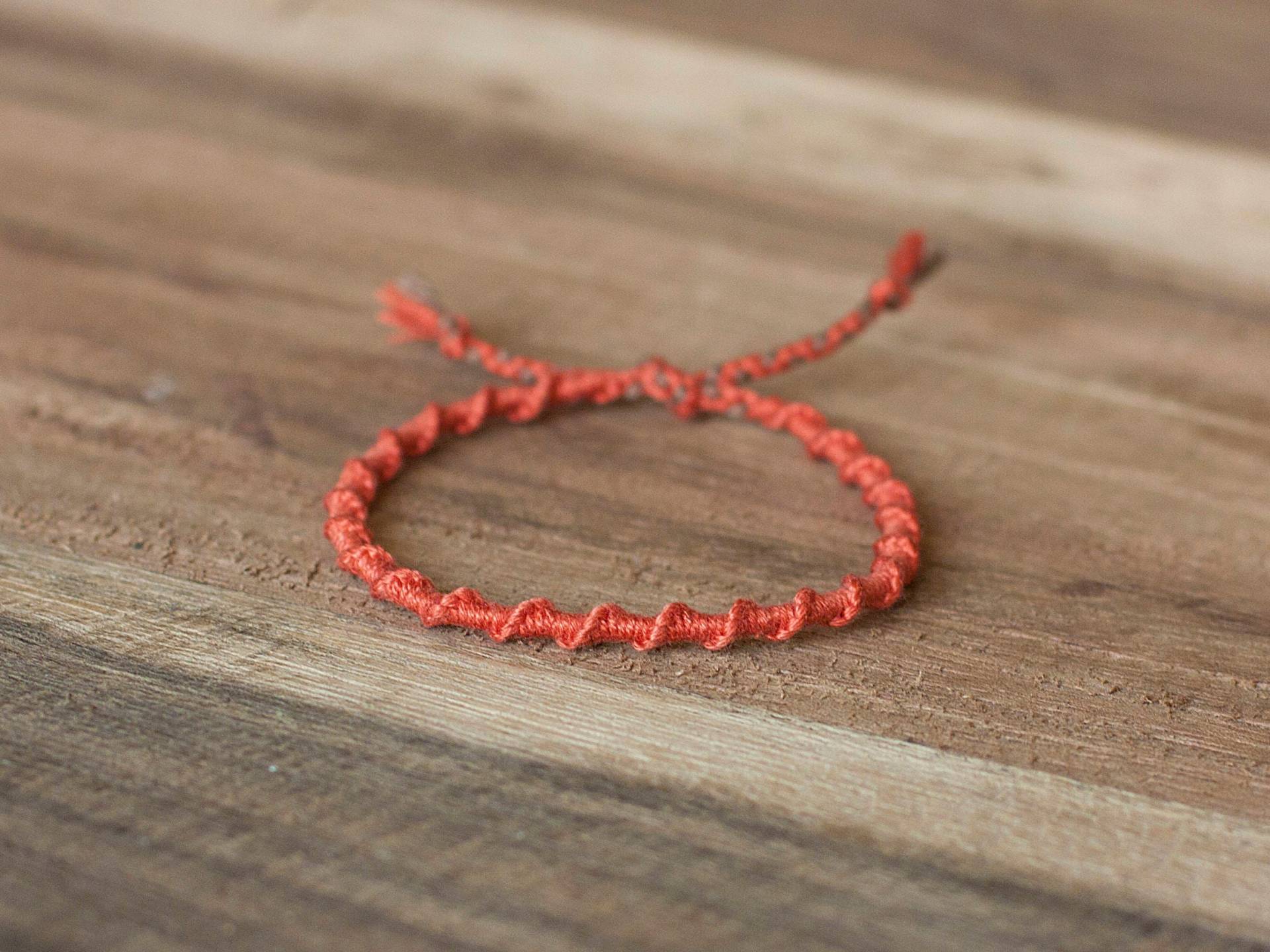 Oranje Bruine Spiraal Armband, Macramé Hippie Boho, Cadeau Voor Haar, Elegante Armband Oranje Bruine Spiraal Armband, Macramé Hippie Boho, Cadeau Voor Haar, Elegante Armband von SamsaraShopNL