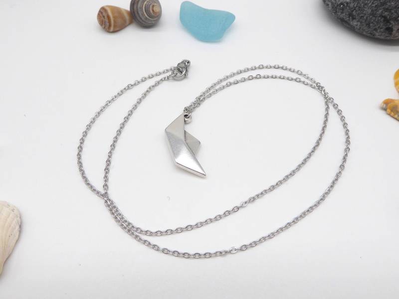 Faltboot An Zarter Halskette Aus Edelstahl, Anhänger Papierschiffchen Boot Schiff, Maritimes Geschenk Für Sie Und Ihn von SanDesign4u