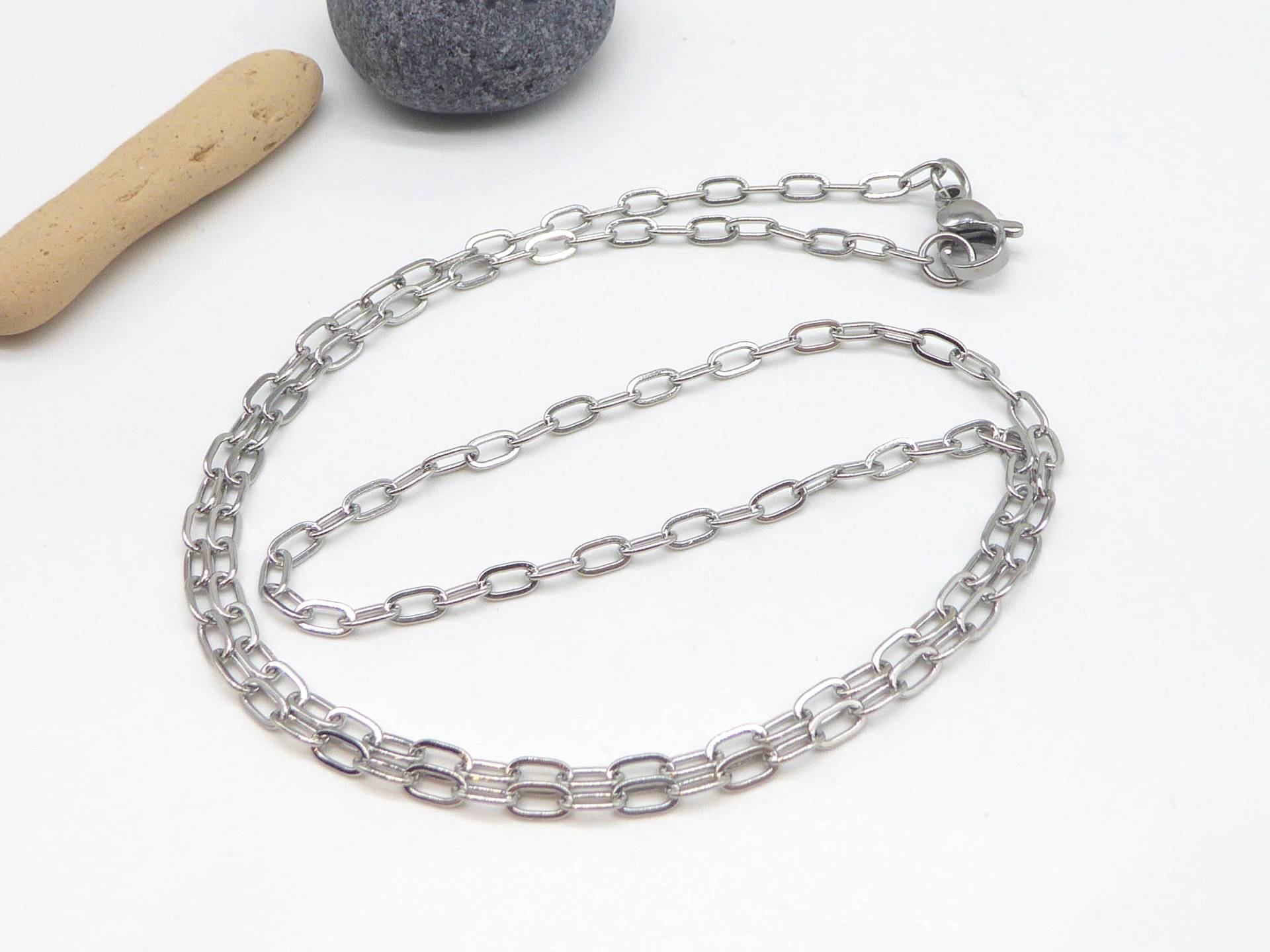 Halskette Aus Edelstahl, Alle Längen Erhältlich, 4x2 Mm Große Glieder, Basis Für Anhänger, Schmuck, Mit Karabiner, Unisex Halskette Aus Edelstahl, Alle Längen Erhältlich, 4x2 Mm Große Glieder, Basis Für Anhänger, Schmuck, Mit Karabiner, Unisex von SanDesign4u