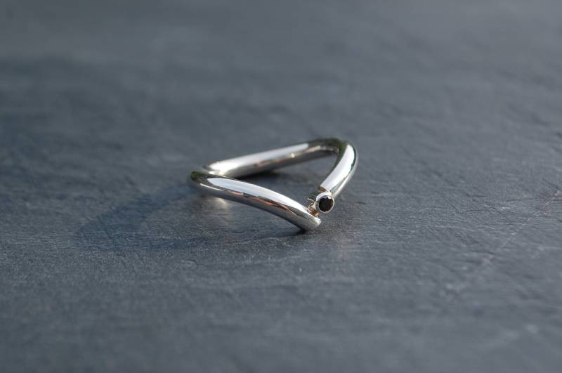 Silber Ring Mit Schwarzen Diamanten Silber Ring Mit Schwarzen Diamanten von SanJewelryDesignArt