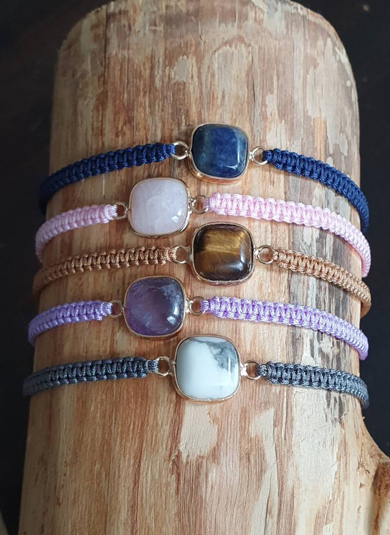 Lapislazuli Rosenquarz Tigerauge Amethyst Howlith Makramee Armband - Edelsteinarmband Freundschaftsarmband Edelstein Schmuck Gems von SanMikaDesign