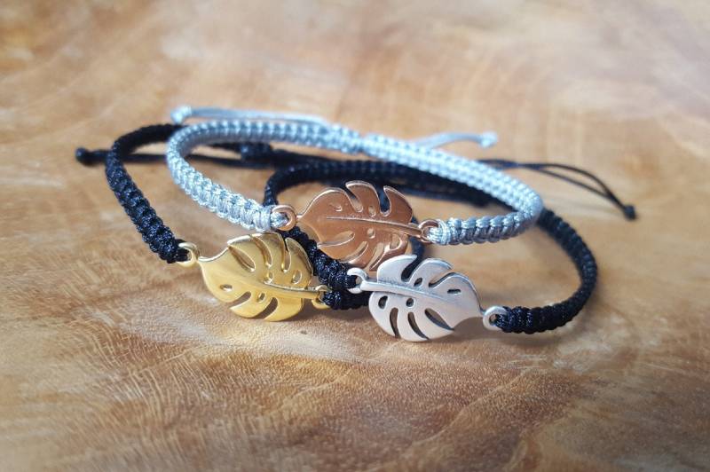Makramee Armband Mit Monstera Blatt - Philodendron Silber Gold Rosé Rosegold Boho Freundschaftsarmband Geknotet Yoga von SanMikaDesign