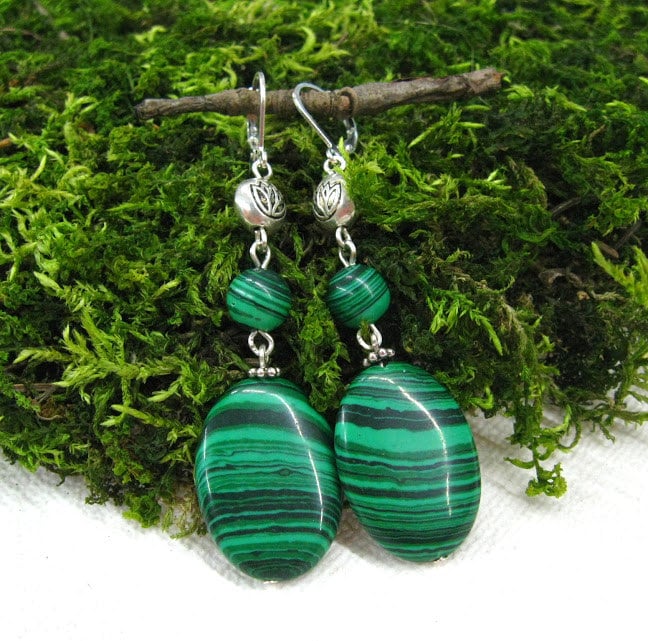 Boho Ohrringe St Patrick Day Malachit Ohrhänger Moderne Edelstein Schmuck Lange Geschenk Für Mutter Lehrer Freundin Mitarbeiterin Boho Ohrringe St Patrick Day Malachit Ohrhänger Moderne Edelstein Schmuck Lange Geschenk Für Mutter Lehrer Freundin Mitarbeiterin von SanaGem