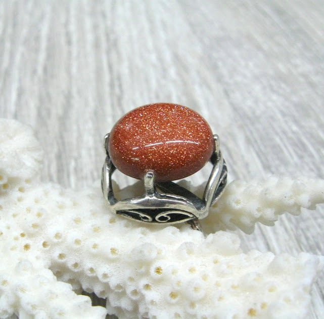 Goldstone Statement Ring Größe 57 Runde Damenringe Vintage Versilbert Boho Schmuck Moderinge Ringe Braun Goldstone Statement Ring Größe 57 Runde Damenringe Vintage Versilbert Boho Schmuck Moderinge Ringe Braun von SanaGem