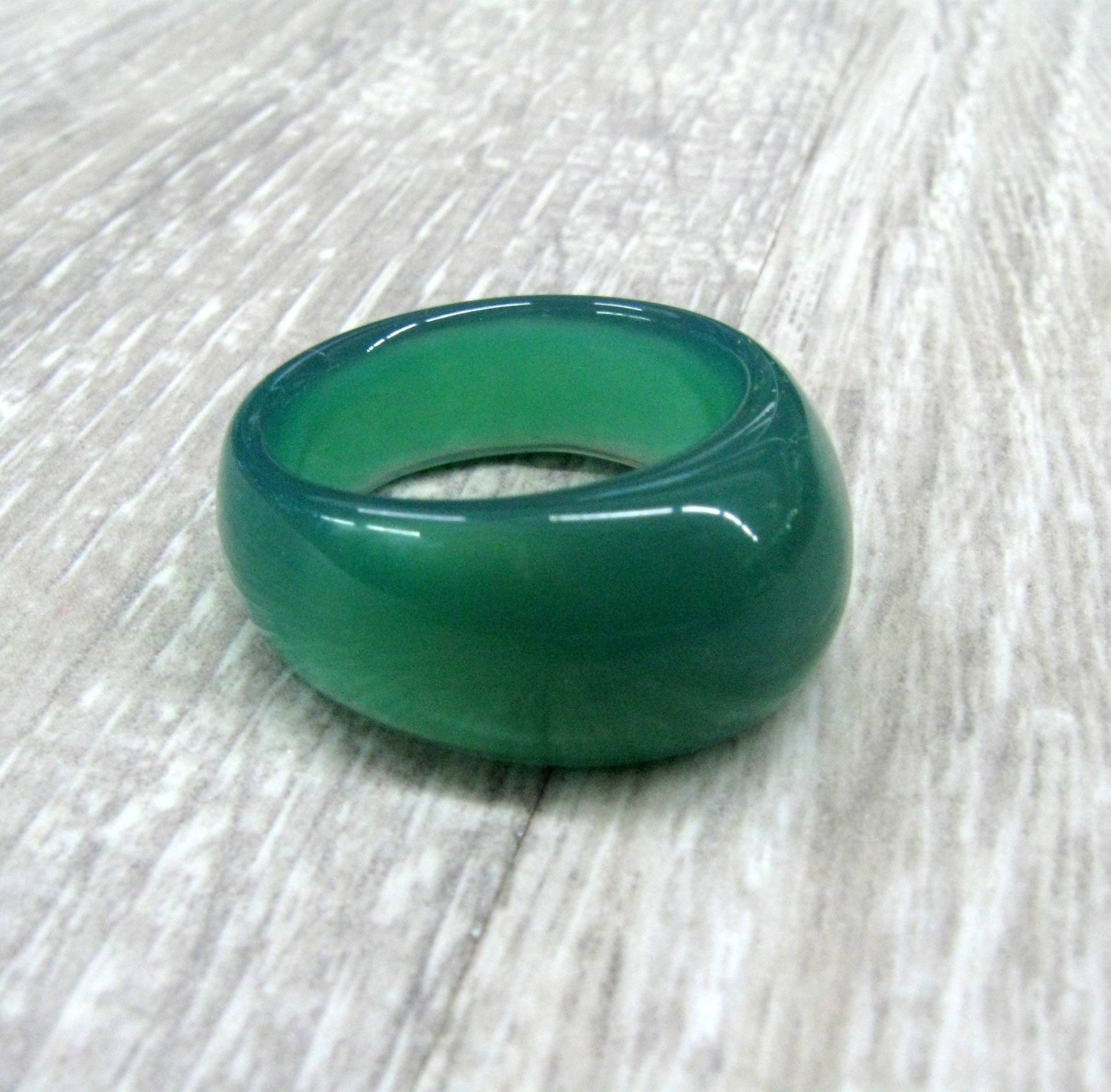 Grüner Achat Massiver Stein Band Ringe Mit Breitem Top Größe 5 3/4 6 7 8 9 Naturstein Hypoallergen Schmuck Smaragdgrün Boho Ring Grüner Achat Massiver Stein Band Ringe Mit Breitem Top Größe 5 3/4 6 7 8 9 Naturstein Hypoallergen Schmuck Smaragdgrün Boho Ring von SanaGem