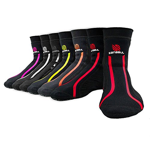 Sanabul Rutschfeste Socken für Damen und Herren, für MMA, Kickboxen, Wrestling, Pilates, Yoga, Rot/Ausflug, einfarbig (Getaway Solids), Medium von Sanabul