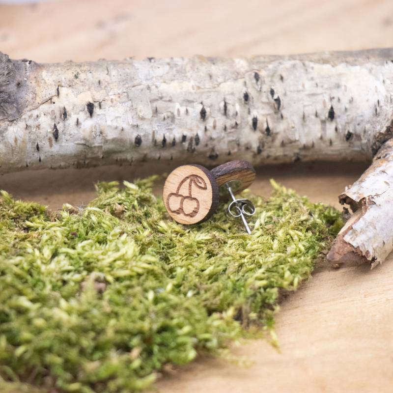 Holz Ohrstecker Kirschen - Rund Buche Hell von SandavDesigns