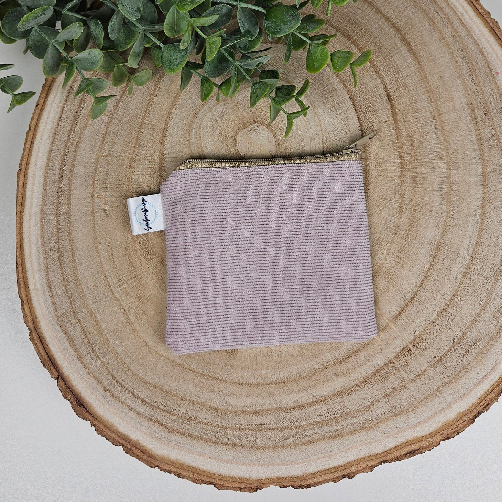 Altrosa Geldbeutel - Kleine Tasche, Portemmonaie, Geschenk, Gefüttert, Recycelt Aus Cordhose, Sandvossdesign Altrosa Geldbeutel - Kleine Tasche, Portemmonaie, Geschenk, Gefüttert, Recycelt Aus Cordhose, Sandvossdesign von SandvossDesign