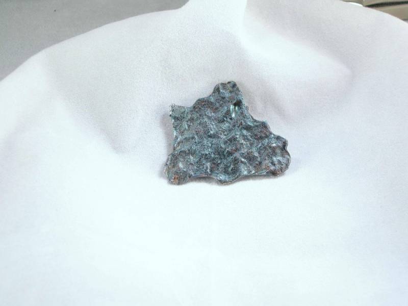 Silber, Texturierte Stein Pin Mit Irisierende Patina von SandwichSilver