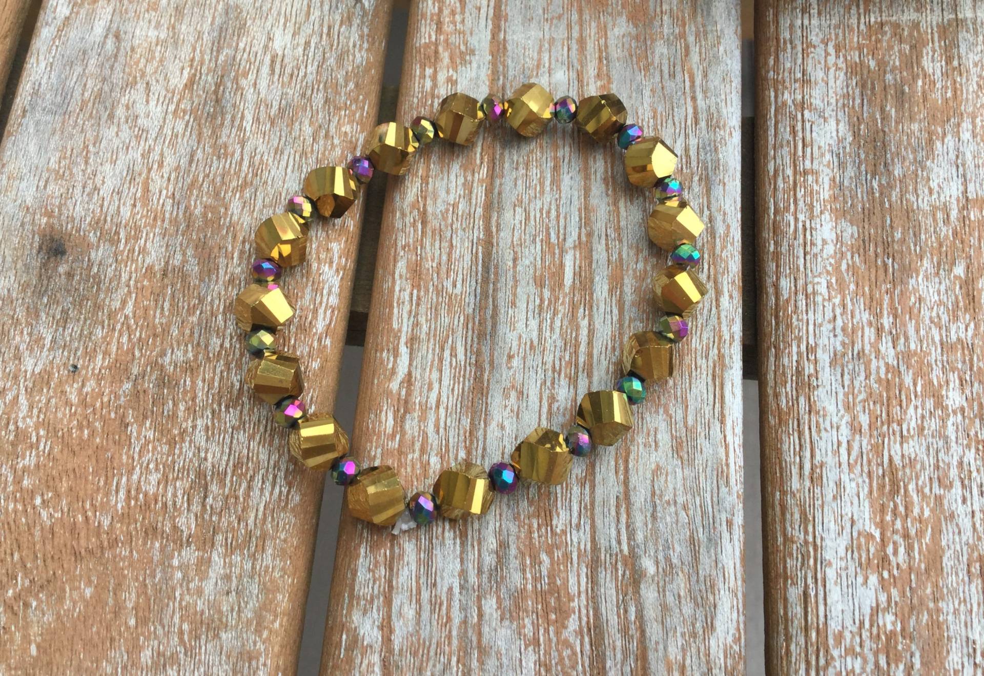 Gold Helix Crystal & Hämatit Ab Kristall Perlen Armband Gold Helix Crystal & Hämatit Ab Kristall Perlen Armband von SandyIslandJewels