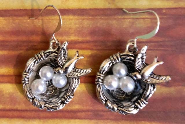 Antike Silber Gefüllte Mutter Vogel Und Eier Im Nest Ohrringe 187 von SandyNationJewelry