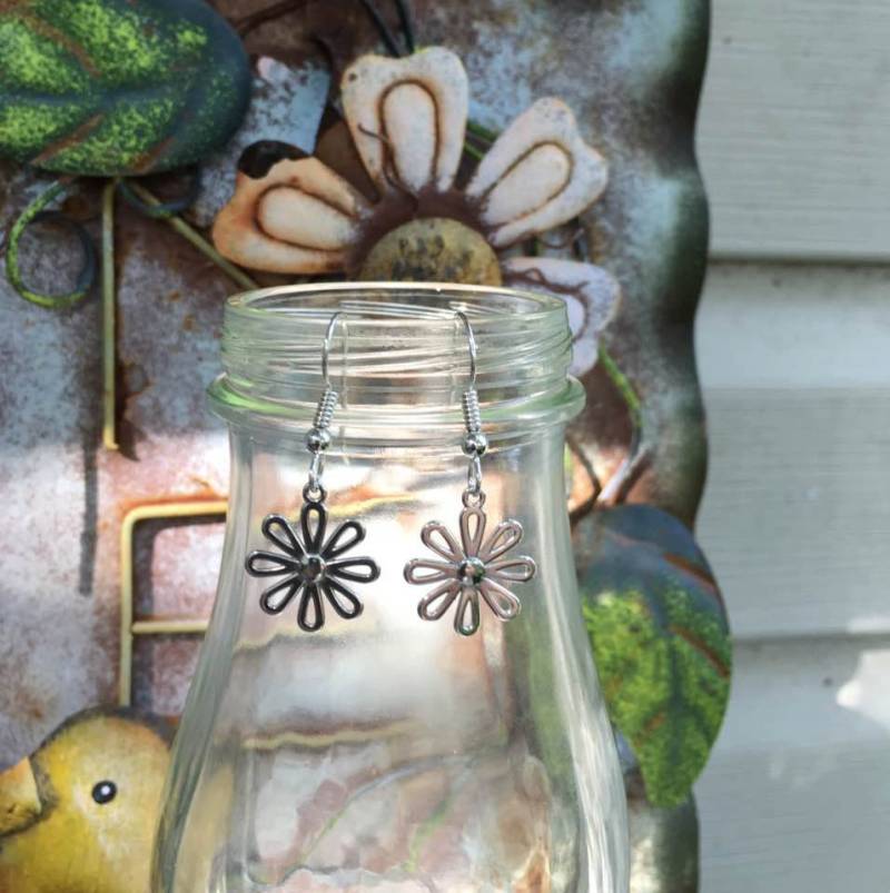 Flower Power Sterling Silber Ohrringe 290 von SandyNationJewelry