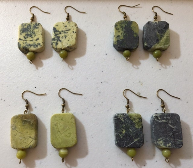 Gelber Türkis Und Neue Jade Ohrringen 212 von SandyNationJewelry