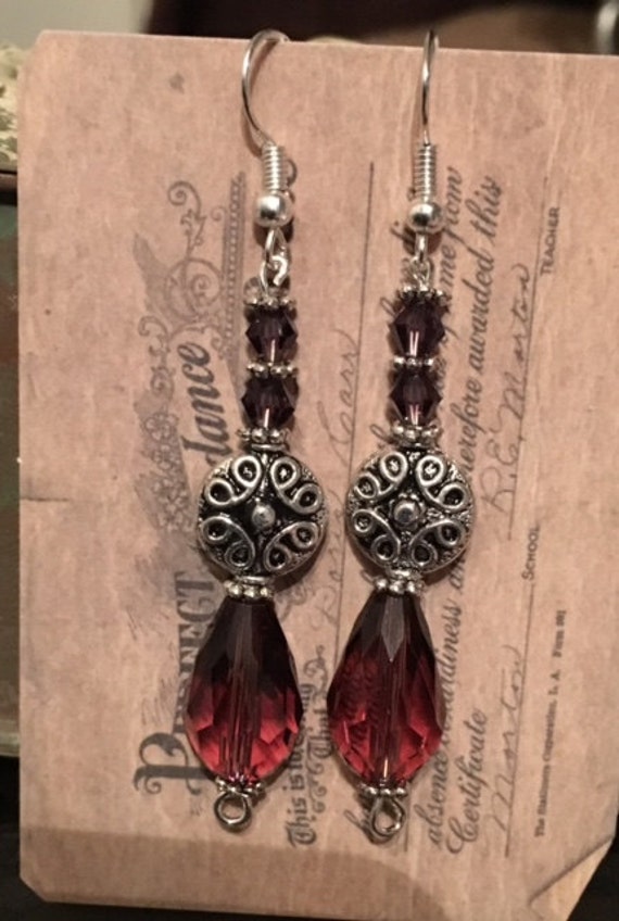 Granat Amethyst Farbe Ohrringe 039 von SandyNationJewelry