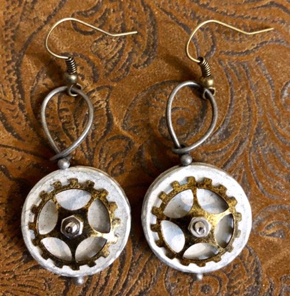 Industrielle Zahnrad Ohrringe 146 von SandyNationJewelry