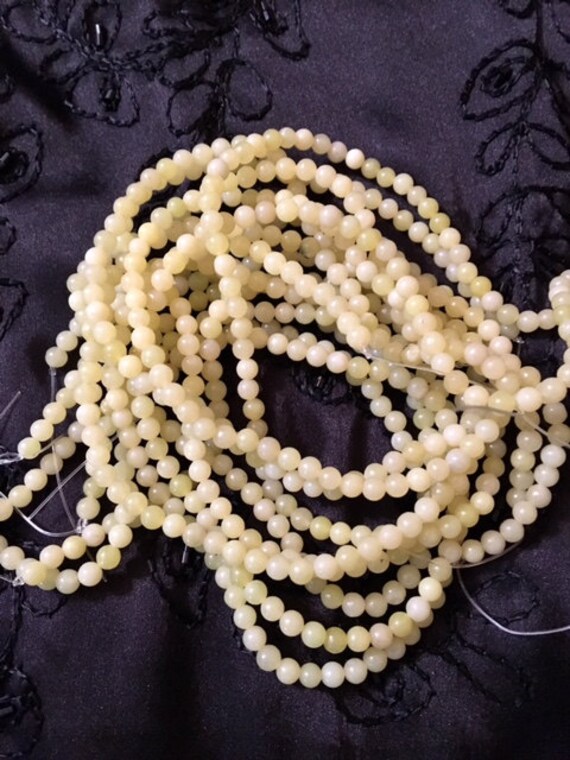 Perle Olive Serpentine-Natur 2019 von SandyNationJewelry