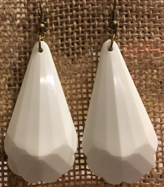 Platte Deutsche Acryl Ohrringe 065 von SandyNationJewelry