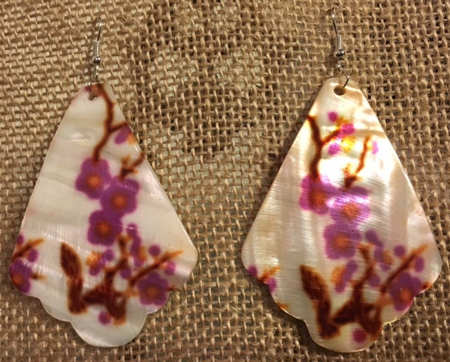 Slab Blister Perle Ohrringe 034 von SandyNationJewelry