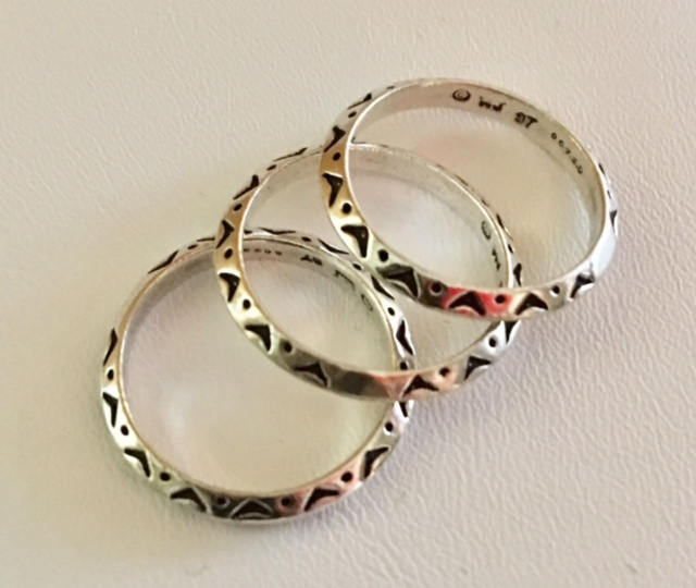 Stapelbarer Ring Aus Sterlingsilber 922 von SandyNationJewelry