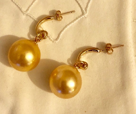 Vergoldete Messingperlen Ohrringe 527 von SandyNationJewelry